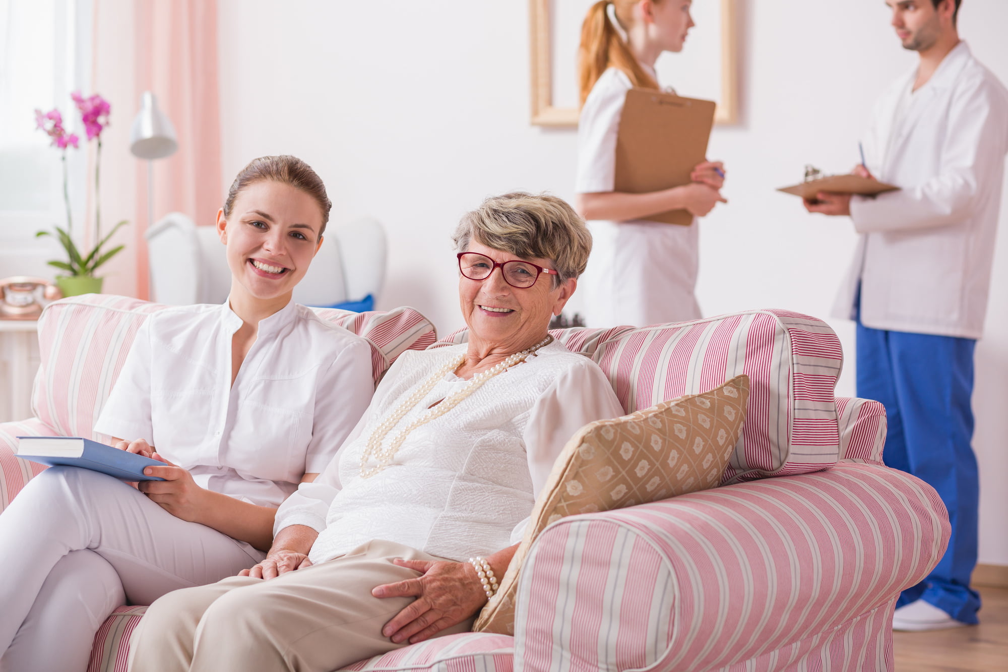 What Type of Insurance Pays for Assisted Living?