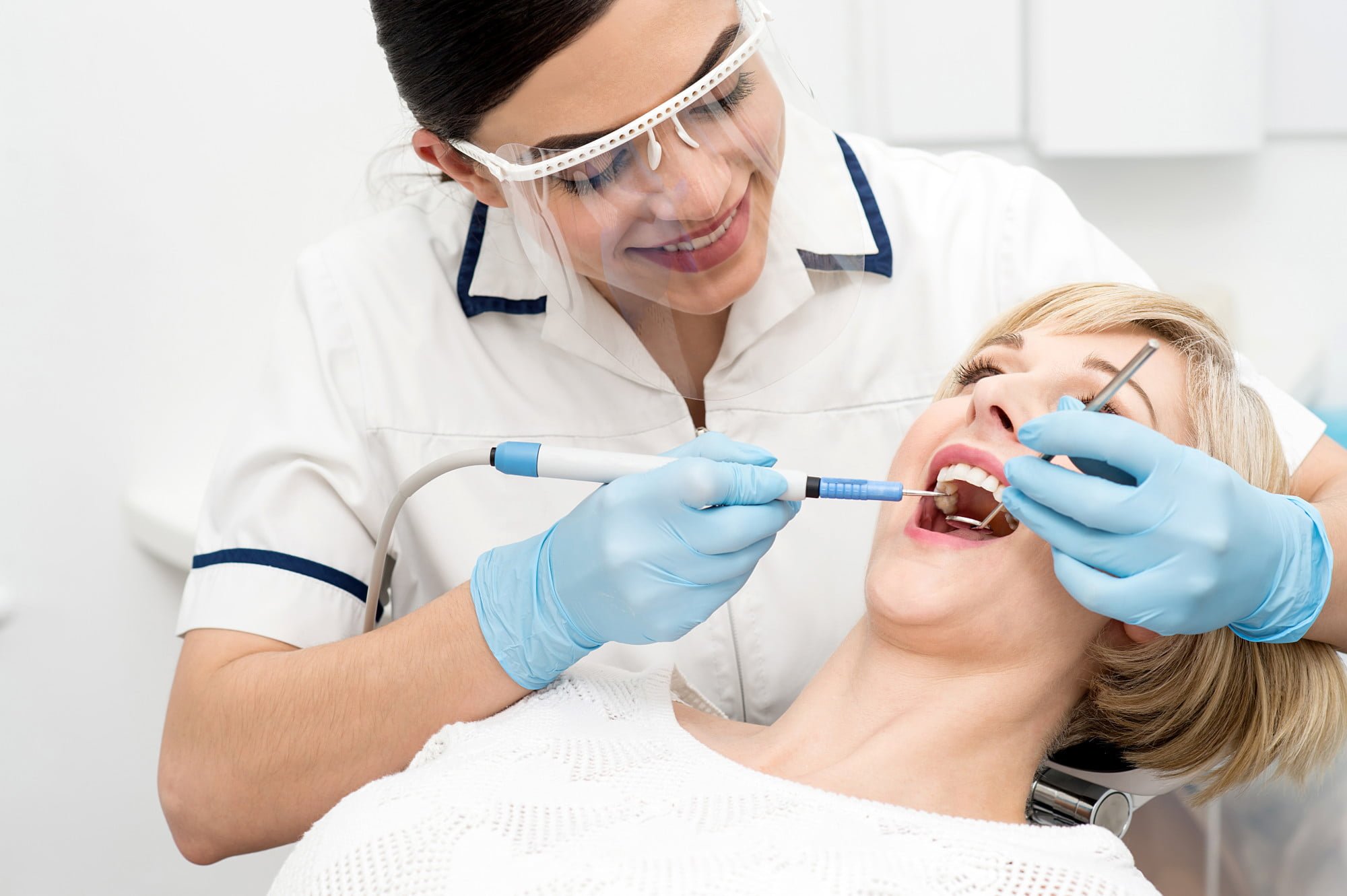 Do you visit the dentist regularly? Have you ever asked yourself the question: how often should I go to the dentist? Read on to learn more.