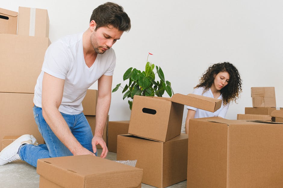 If you have a move coming up, we bet you're looking for ways to make the transition easier. Follow these moving and packing tips for a stress-free move!