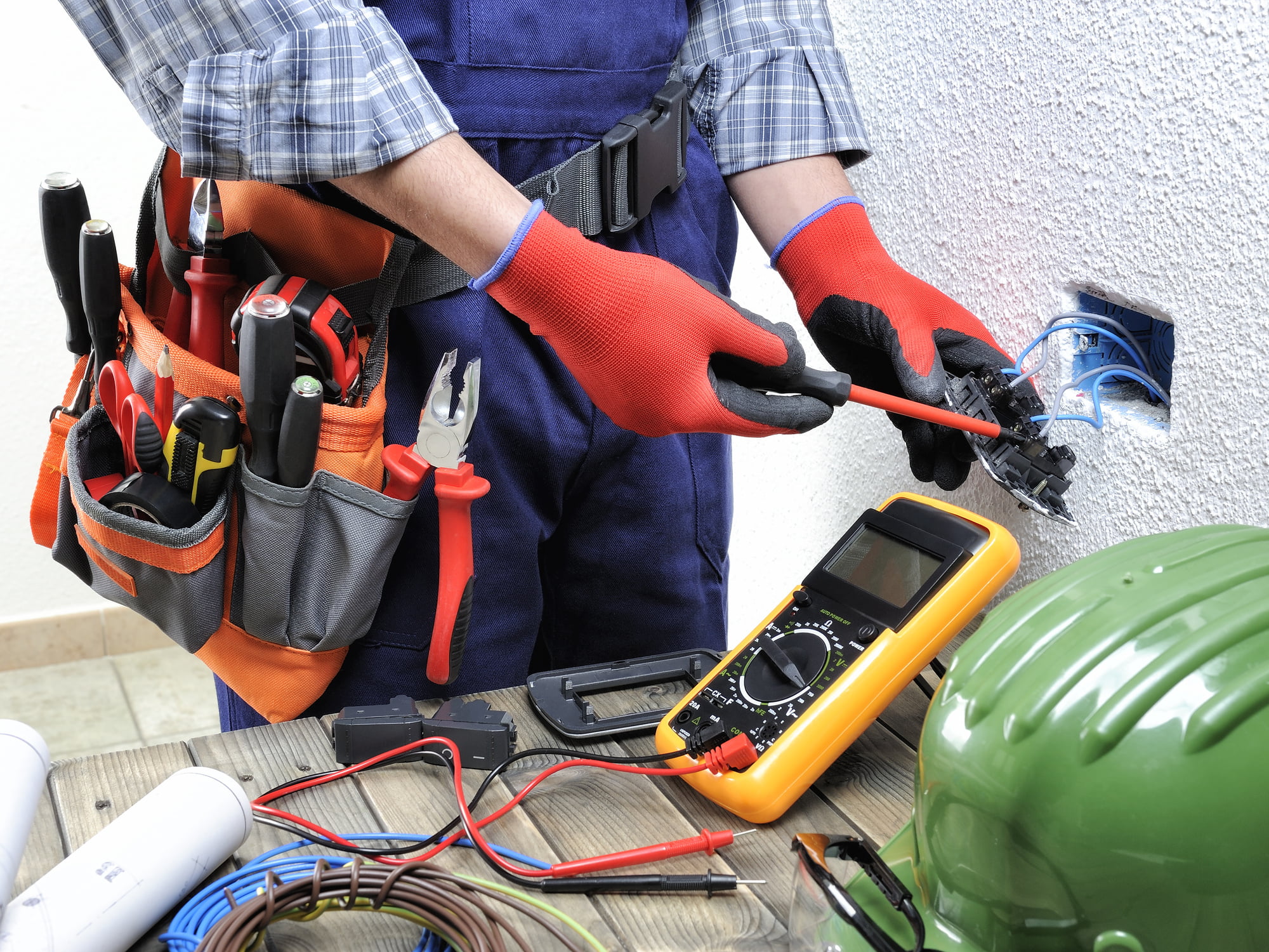 Whether you need to update old electrical wiring or you're dealing with an electrical emergency, find out how to hire the best electrical contractor.