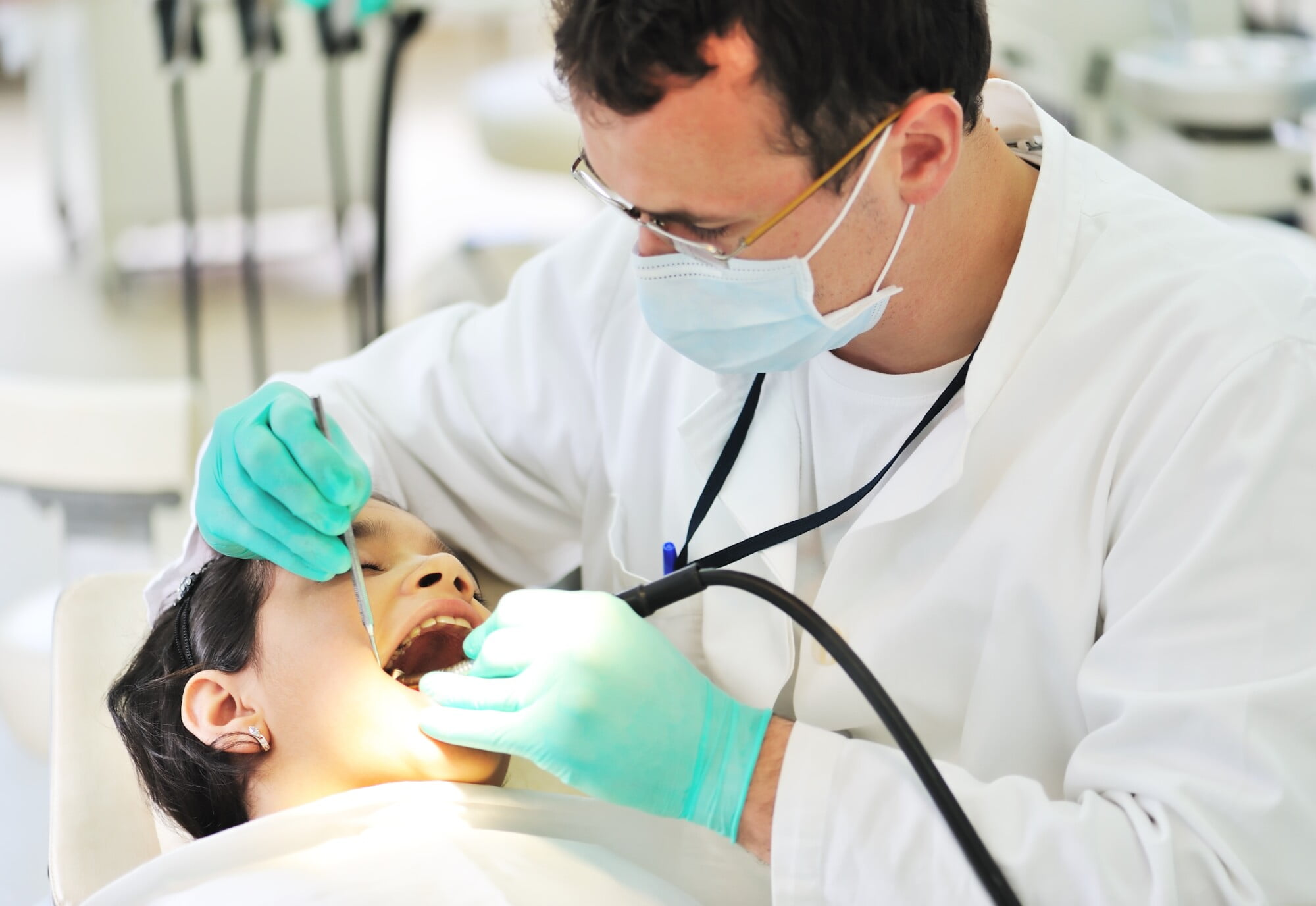 Are you wondering how your dental implant procedure will all work? Learn here what to expect from your dental implant procedure.