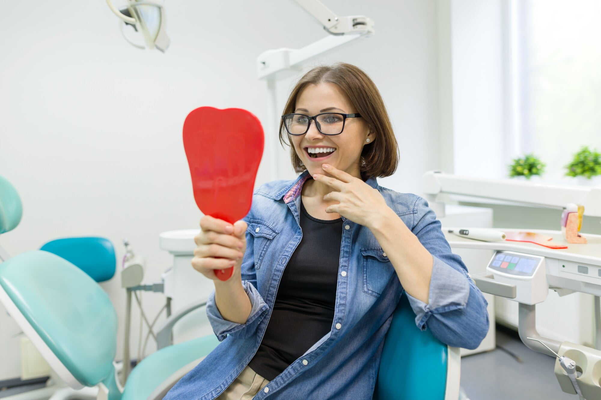 f90c933f60dfcd51f4048b444bcea0There are several types of dental implants that you have to choose from. Learn more about your options by clicking right here.