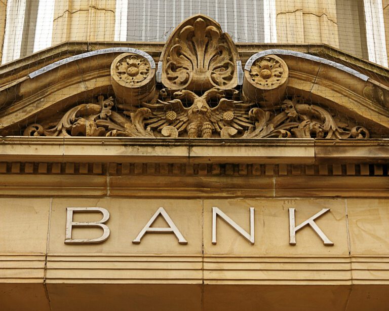 How to Choose a Bank That Suits Your Needs