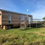 If you want to get a mobile house, there are several things you should know and do. This is the cheapest way to buy a mobile home.