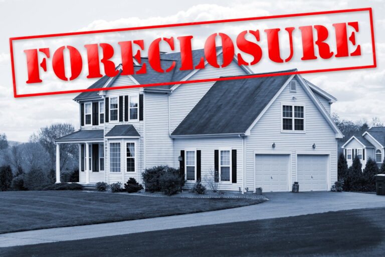 Should I Buy Foreclosed Homes From Banks? 5 Things To Consider